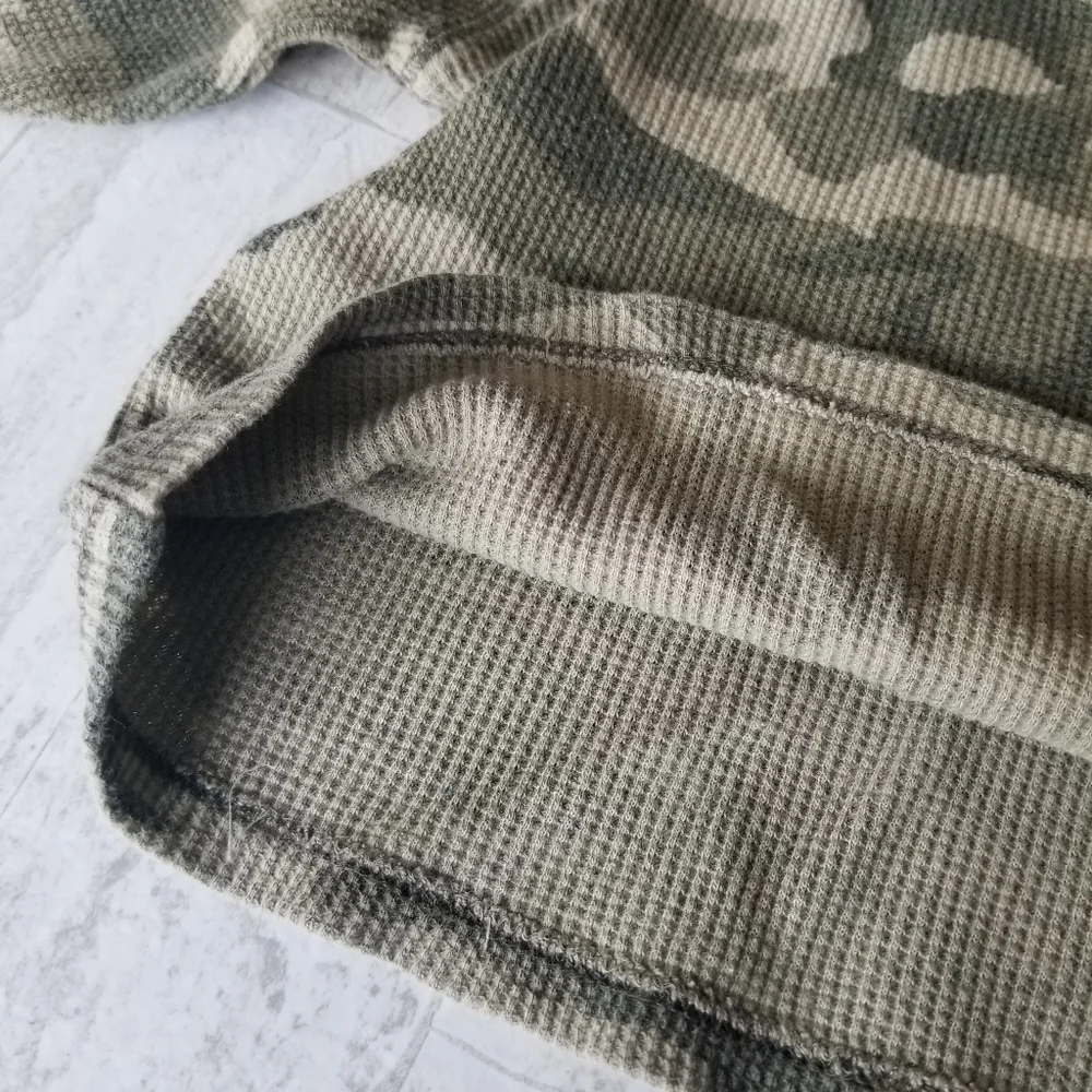 Old Navy Long Sleeve Green camouflage shirt Size 18-24 mo